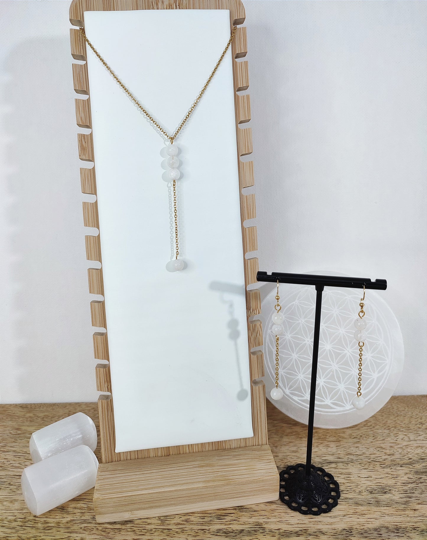 Collier "l'Absolu" muni de pierres de lune