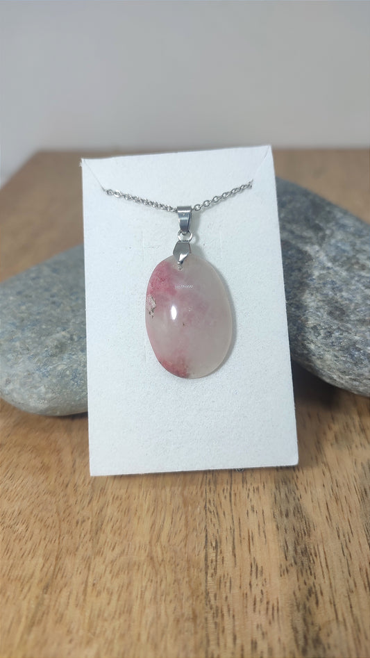 Pendentif en Rhodonite de Madagascar