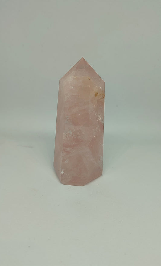 Pointe Quartz rose de Madagascar